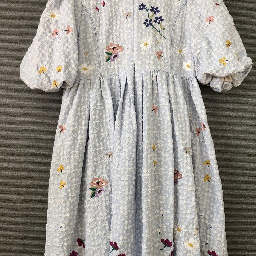未使用品 Chesty ジャガード刺繍パフスリーブワンピース 1 ライトブルー