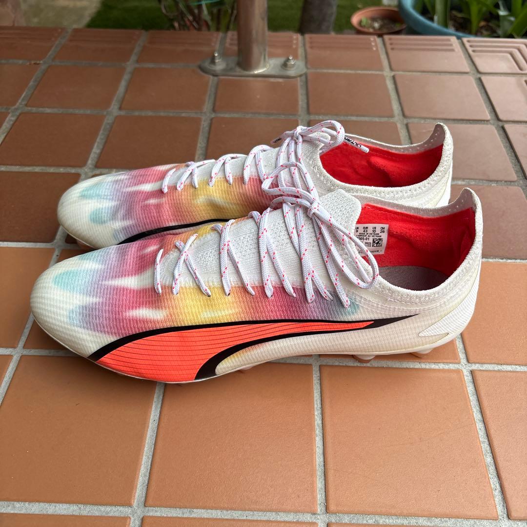 PUMA ULTRA サッカースパイク ホワイト/マルチカラー HG/AG