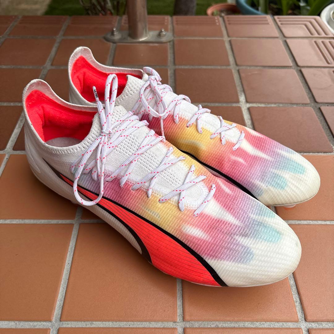 PUMA ULTRA サッカースパイク ホワイト/マルチカラー HG/AG