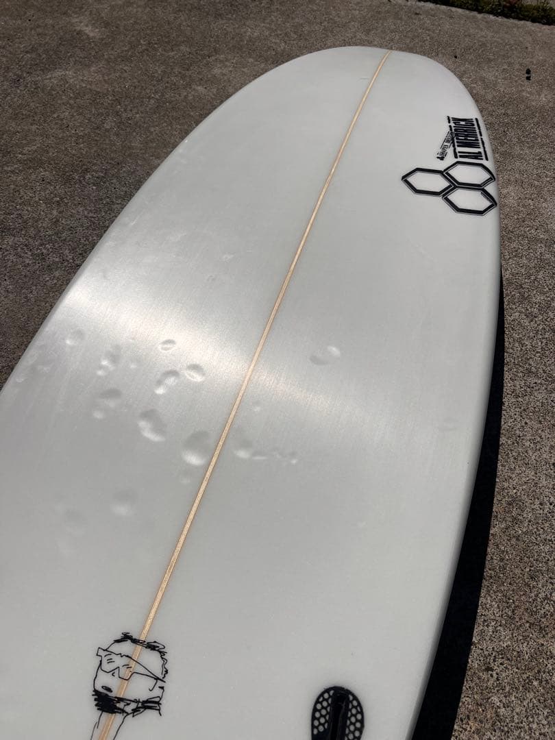 アルメリック5.10 ネックベアード3 ラウンドテール32.3L