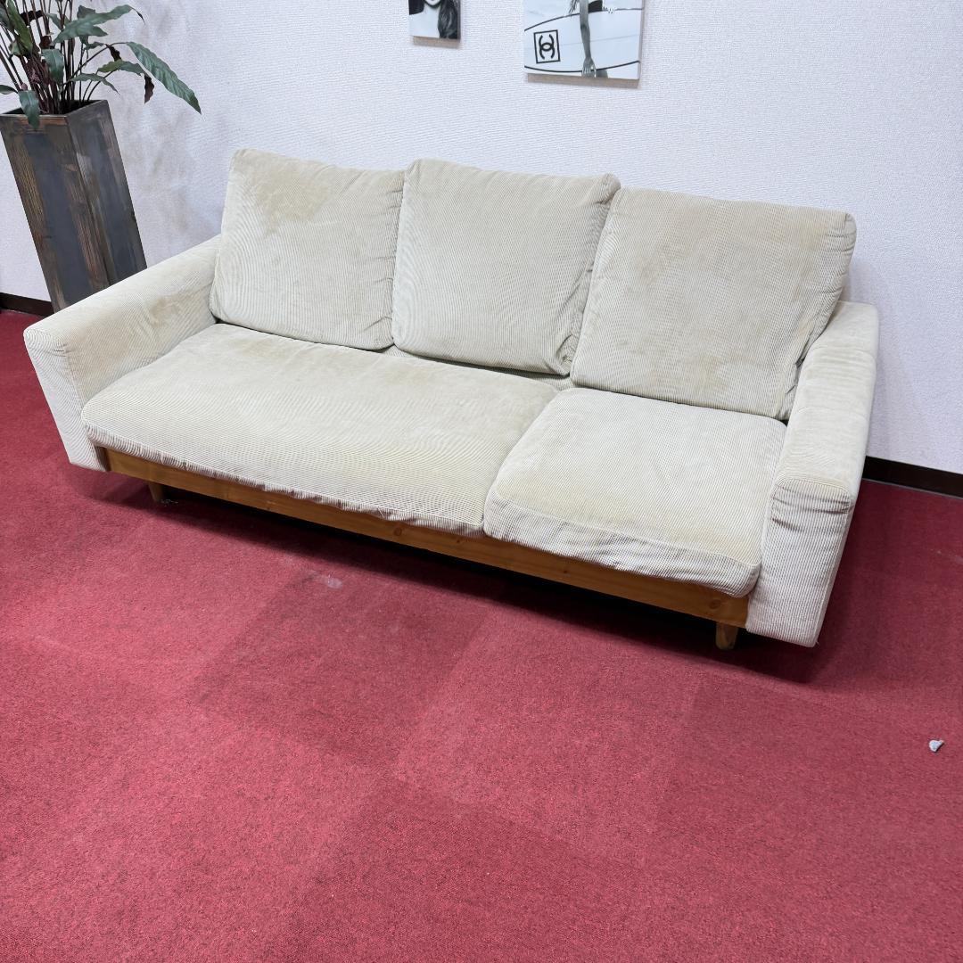 東京23区送料無料　美品ニトリカウチソファー3人掛け用　洗浄/除菌済み
