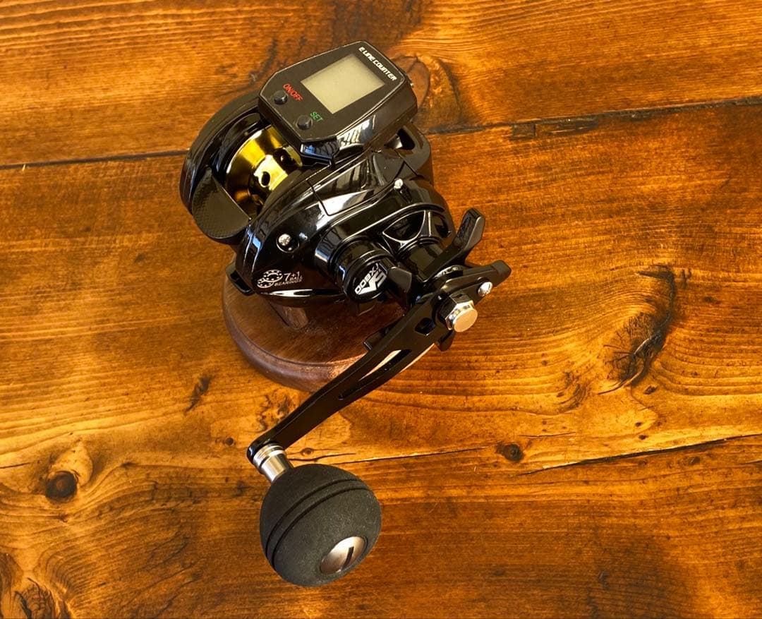 デジタルカウンター付きベイトリール　タイラバ　船釣り　右巻き　ジギング　タチウオ