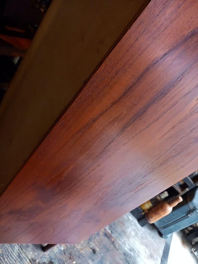 1960's　デンマーク　チーク　ウッド　鍵付属　脚付　サイド　キャビネット