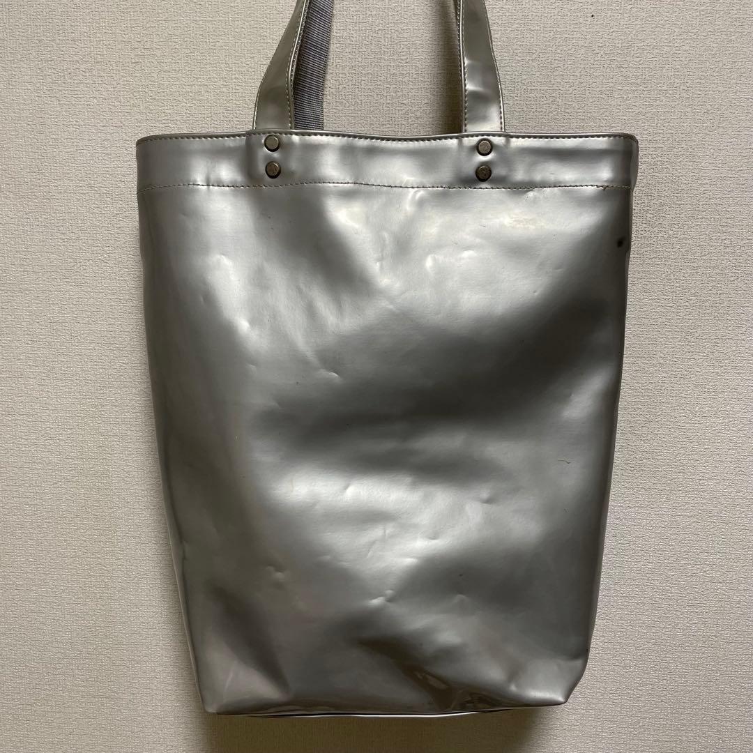 希少品 UMBRO エナメル トートバッグ シルバー×ネイビー