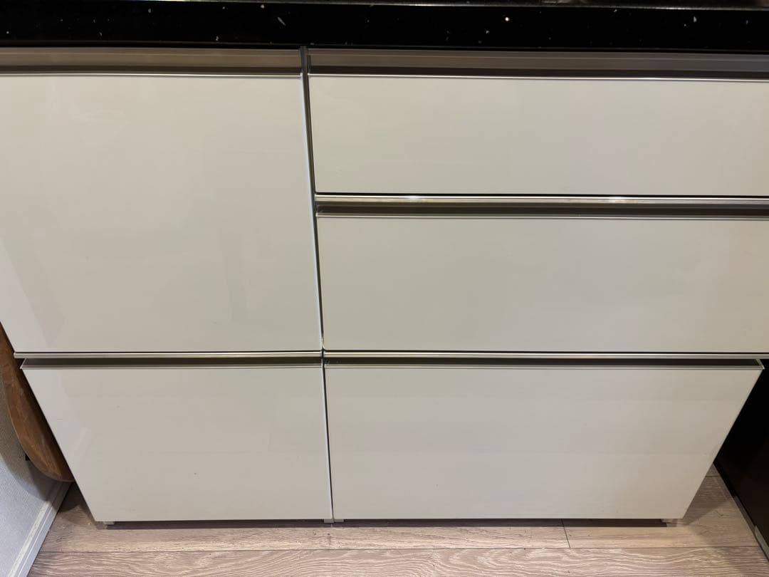 食器棚　パモウナ￼