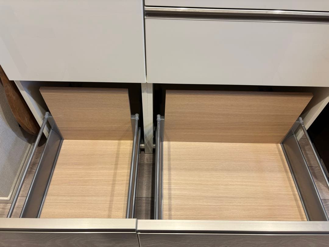 食器棚　パモウナ￼