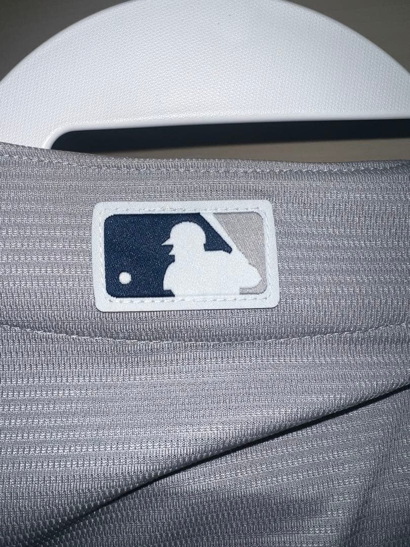 Nike ニューヨークヤンキース　ユニフォーム グレー　NEW YORK