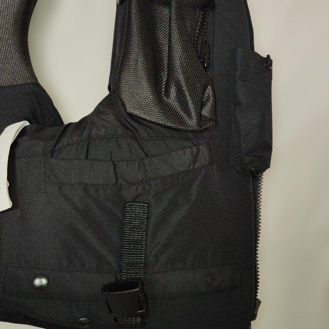 ダイワ　磯　トーナメント　フローティングベスト　枕付き　Lサイズ