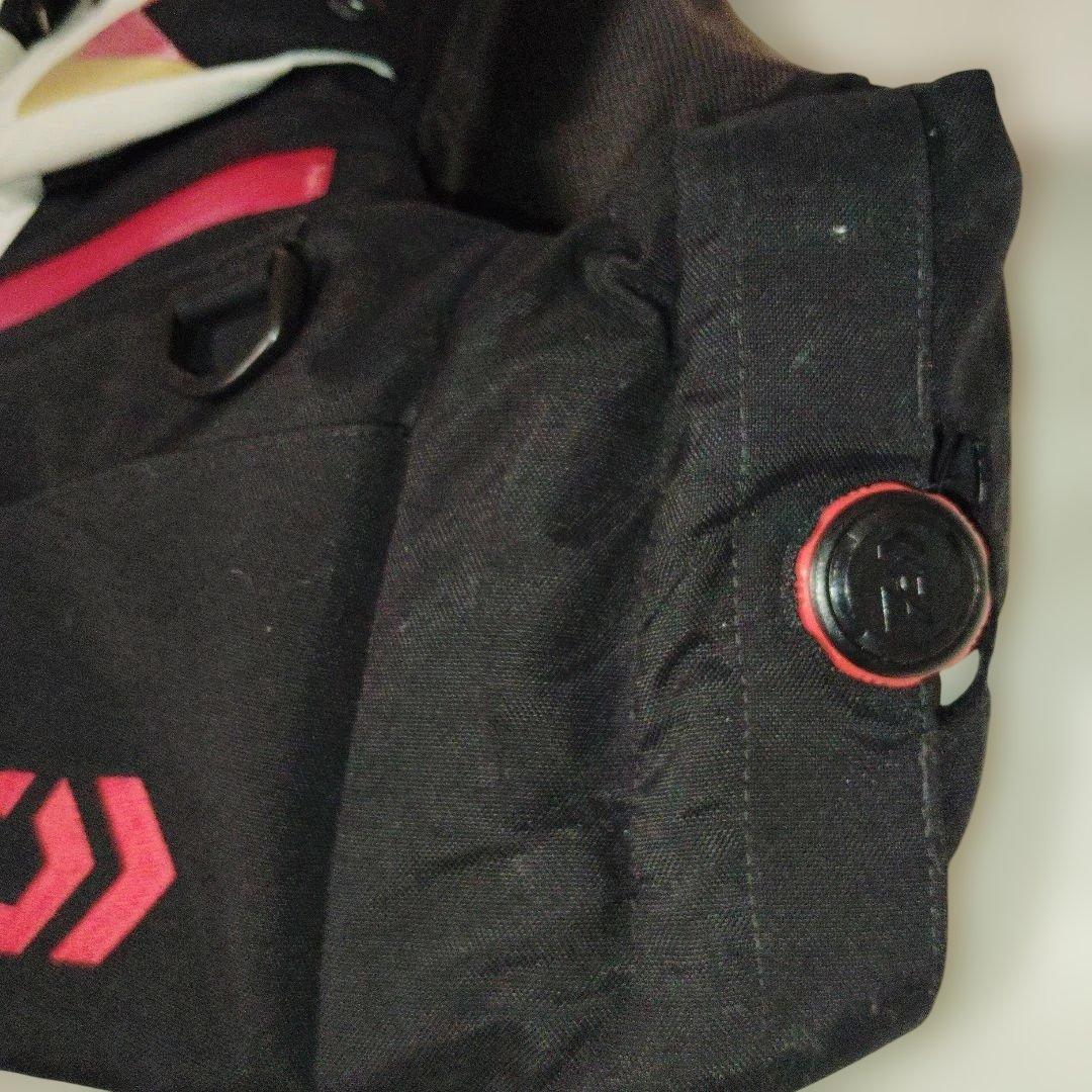 ダイワ　磯　トーナメント　フローティングベスト　枕付き　Lサイズ