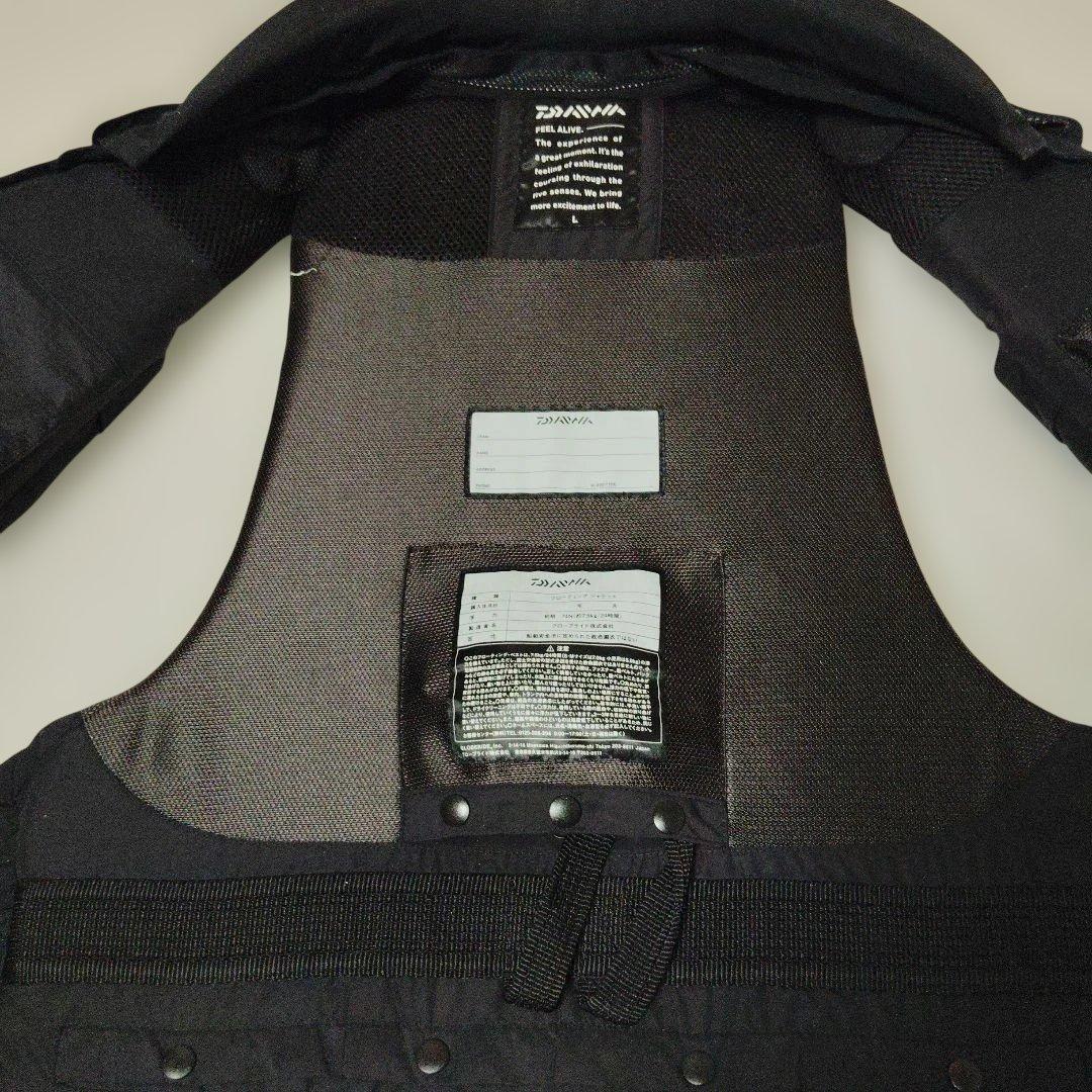 ダイワ　磯　トーナメント　フローティングベスト　枕付き　Lサイズ