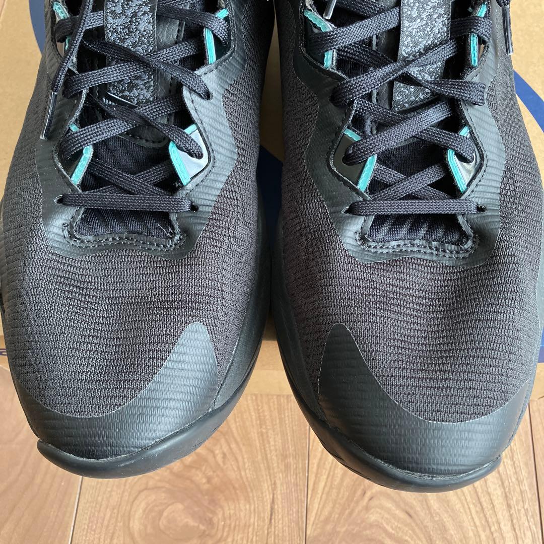 【美品】アシックス　asics NOVASURGE3 30センチ