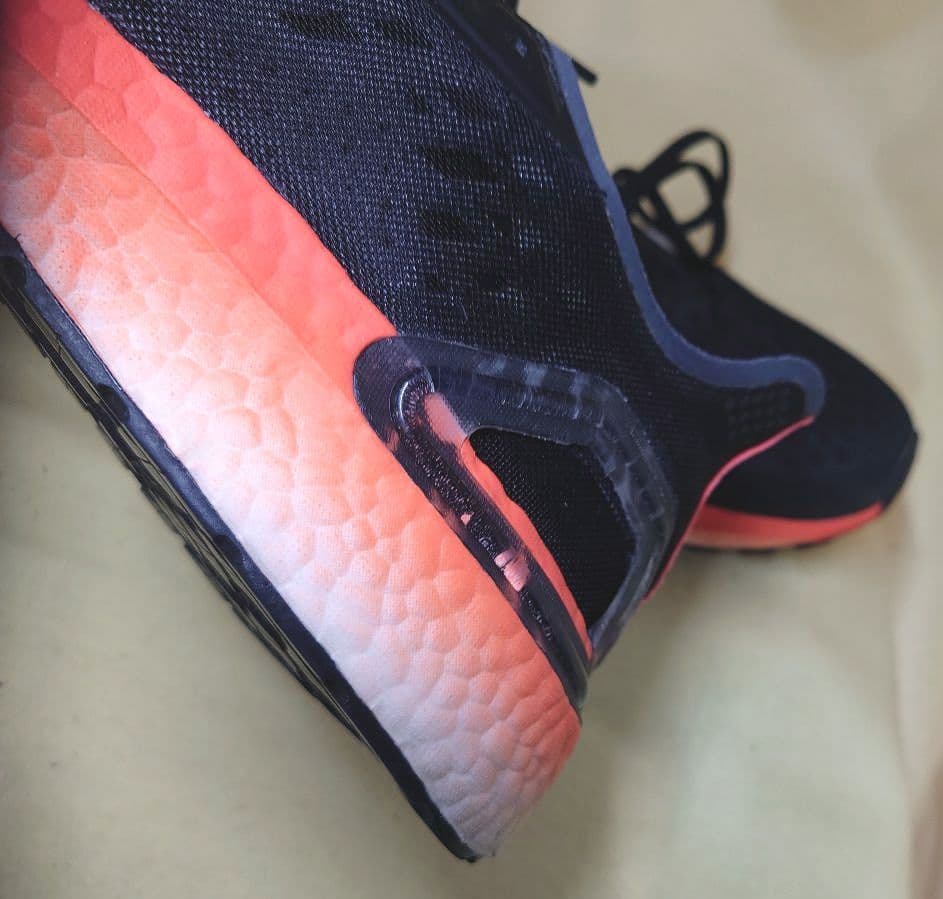 アディダス☆adidasウルトラブーストPBランニングシューズ 25.5ⅽⅿ