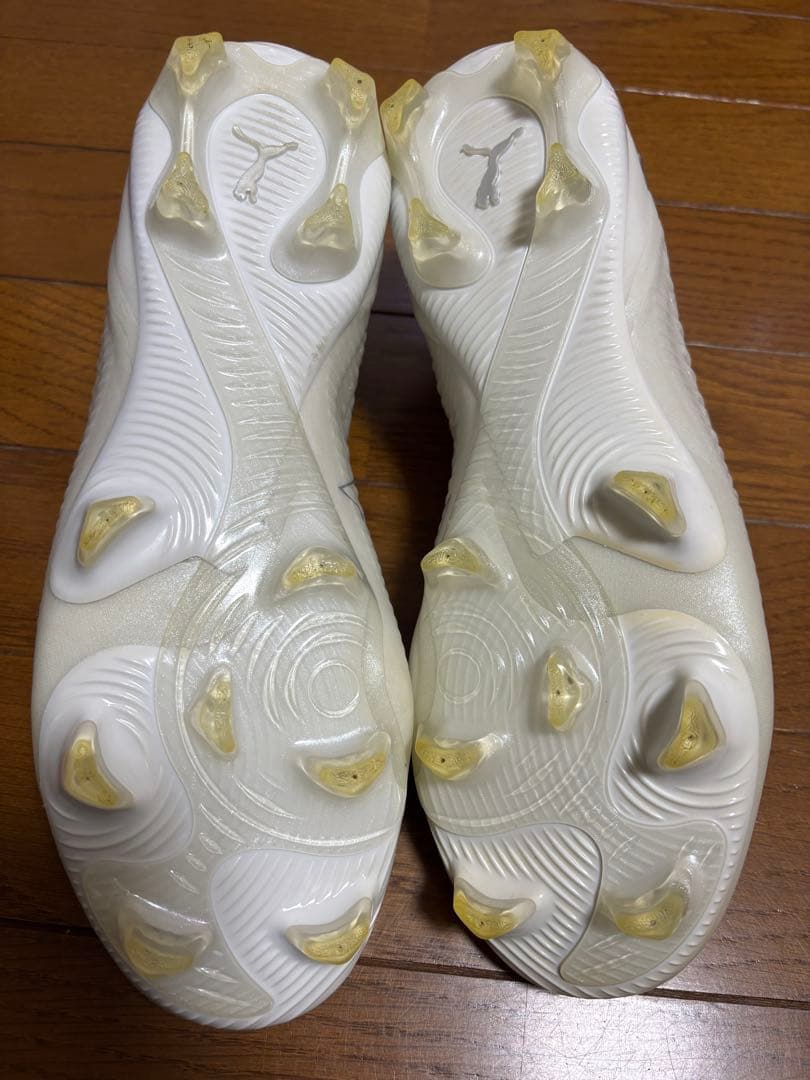 プーマ フューチャーアルティメット8 FG 25.5cm