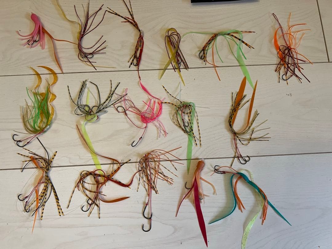 釣果アップ！手数の多さが決め手。タイラバ、替えユニット、セット ケース付き