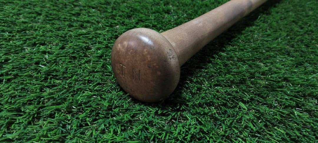 ミズノプロ　二岡智宏　木製バット