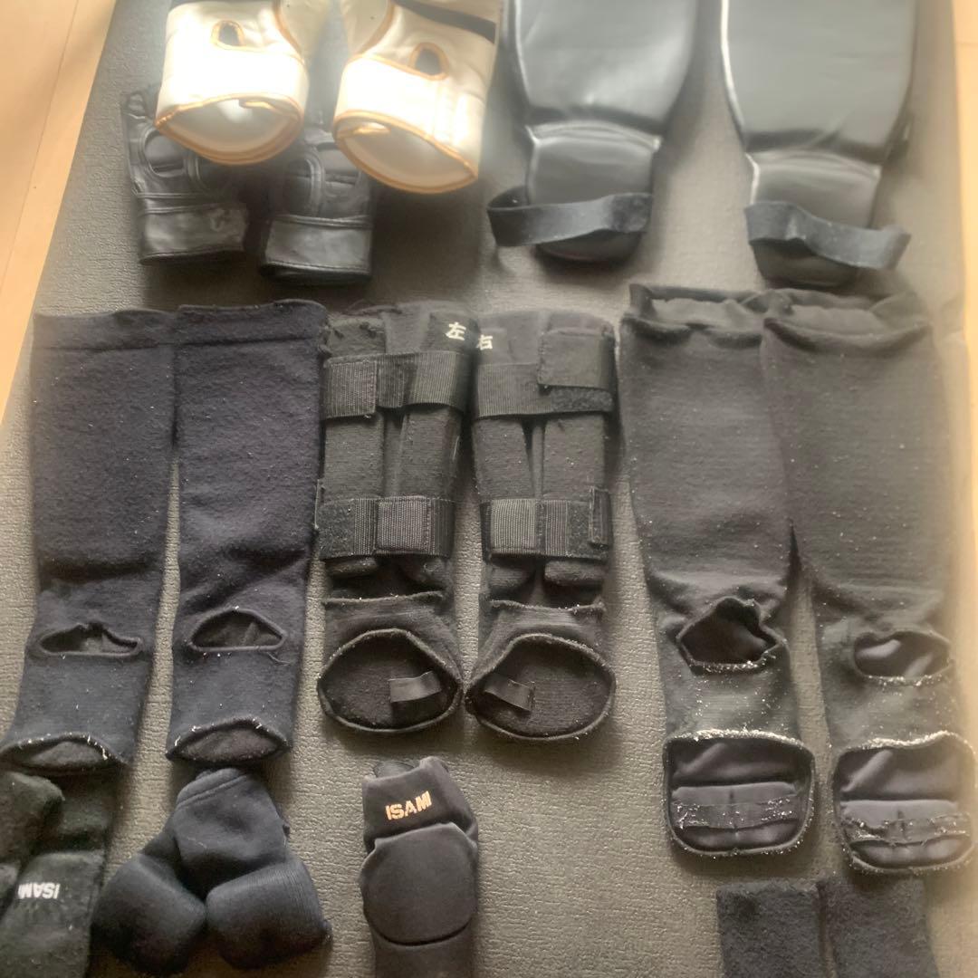 ボクシンググローブとサポーターセット