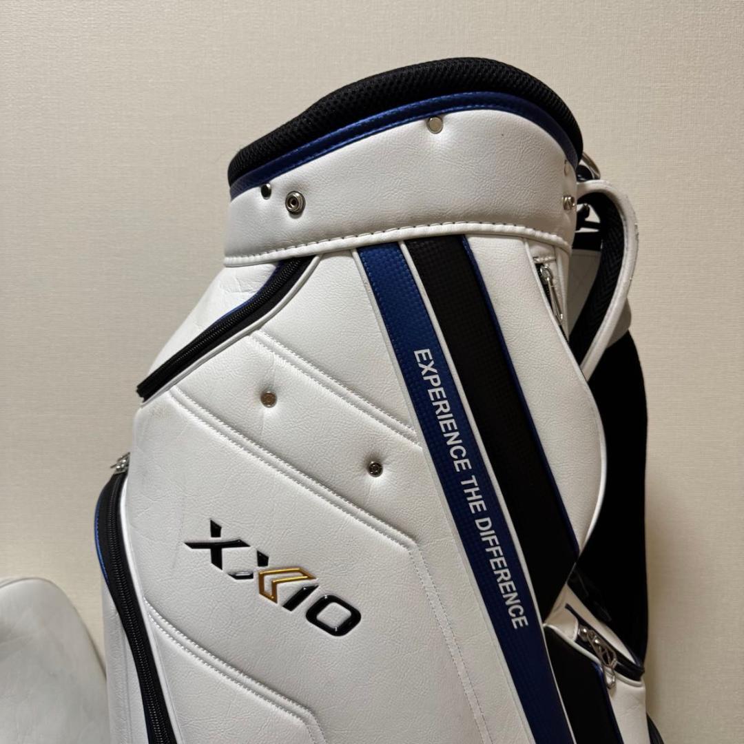 ダンロップ XXIO ゼクシオ キャディバッグ ゴルフバッグ ホワイト 合皮