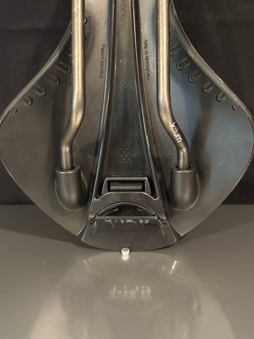 パーツ Fizik ANTARES R3 versus evo