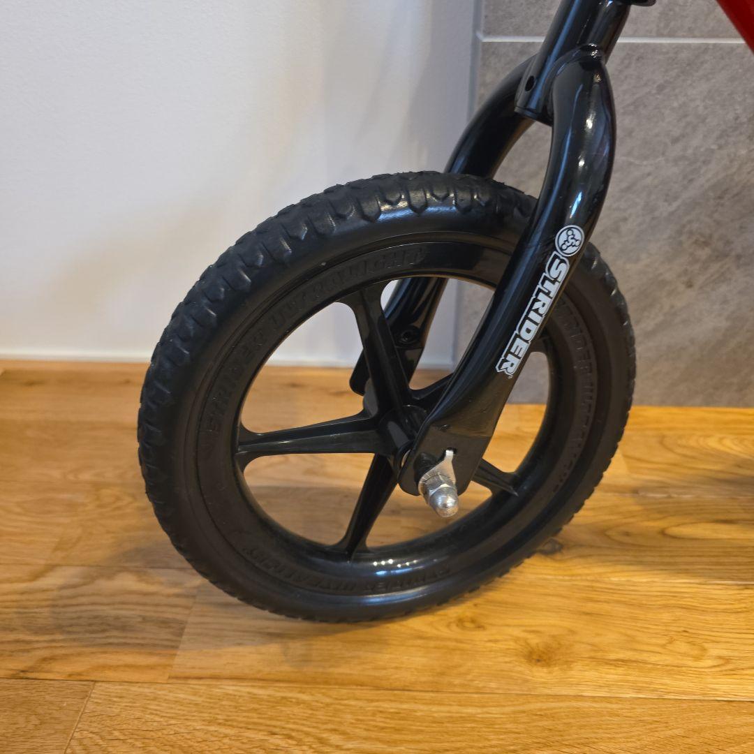 STRIDER スポーツ 赤