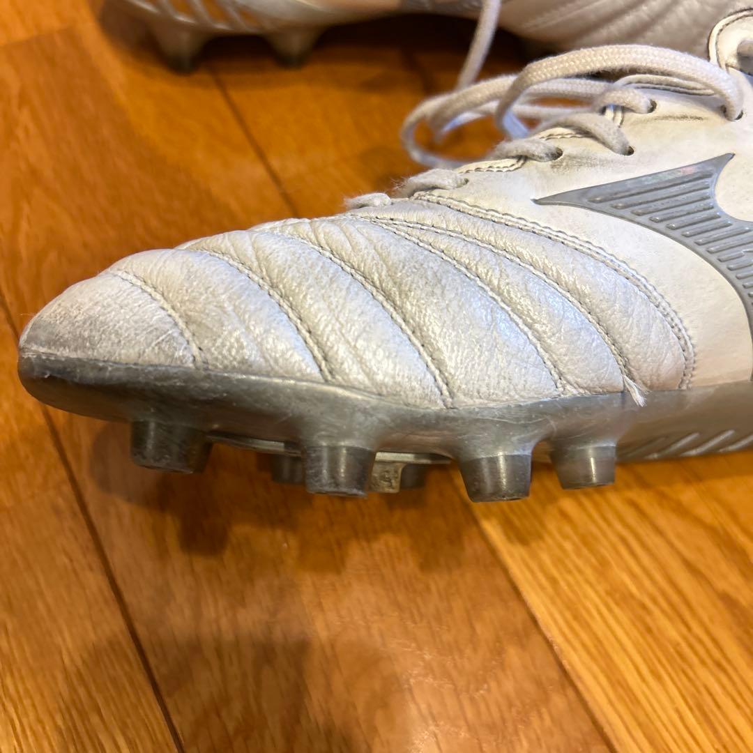 USED 早い者勝ち モレリアネオ3 Japan ホワイトxシルバー25.5cm