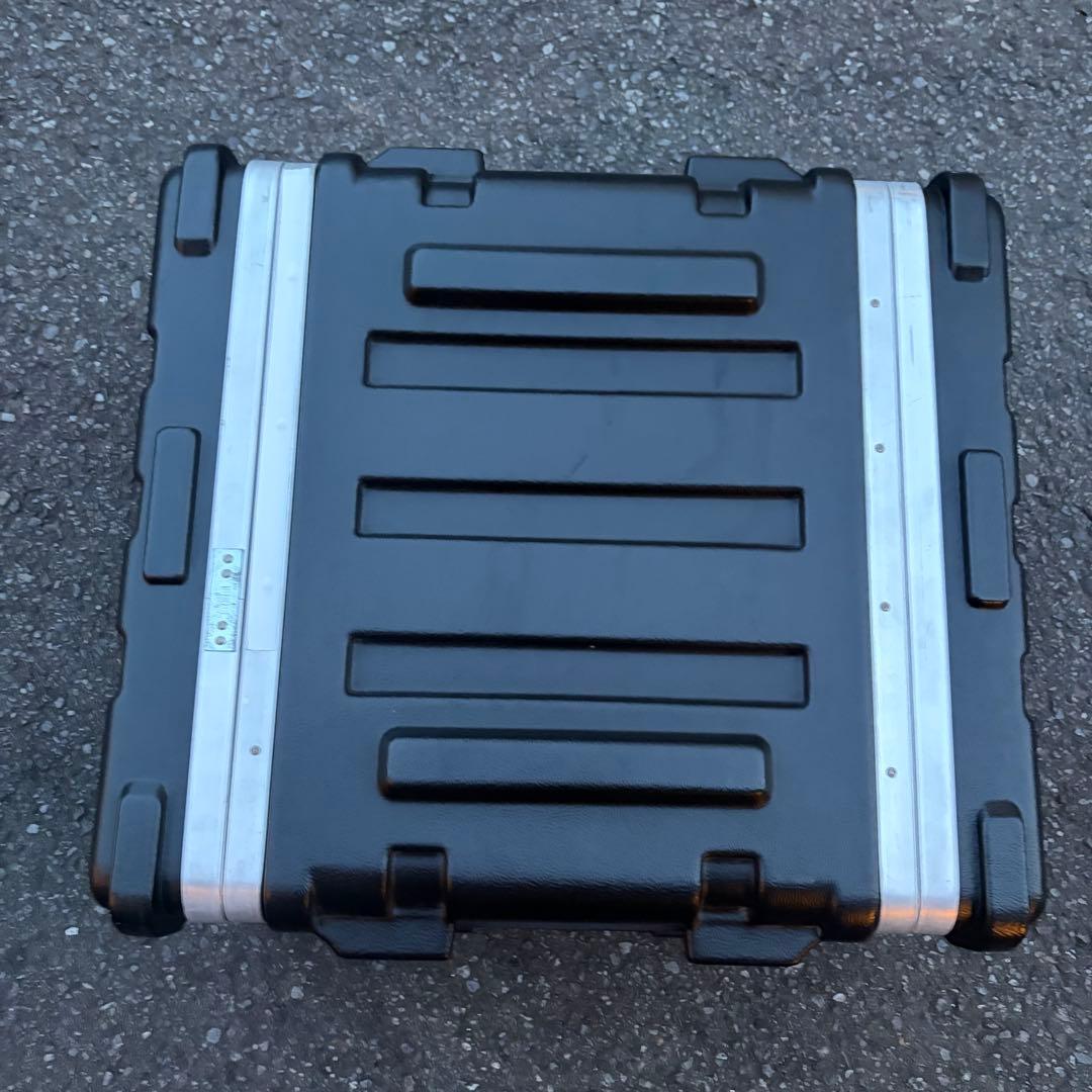 SKB エスケービー ラックケース 大型ハンドル付き 樹脂製ラック 6U ラック
