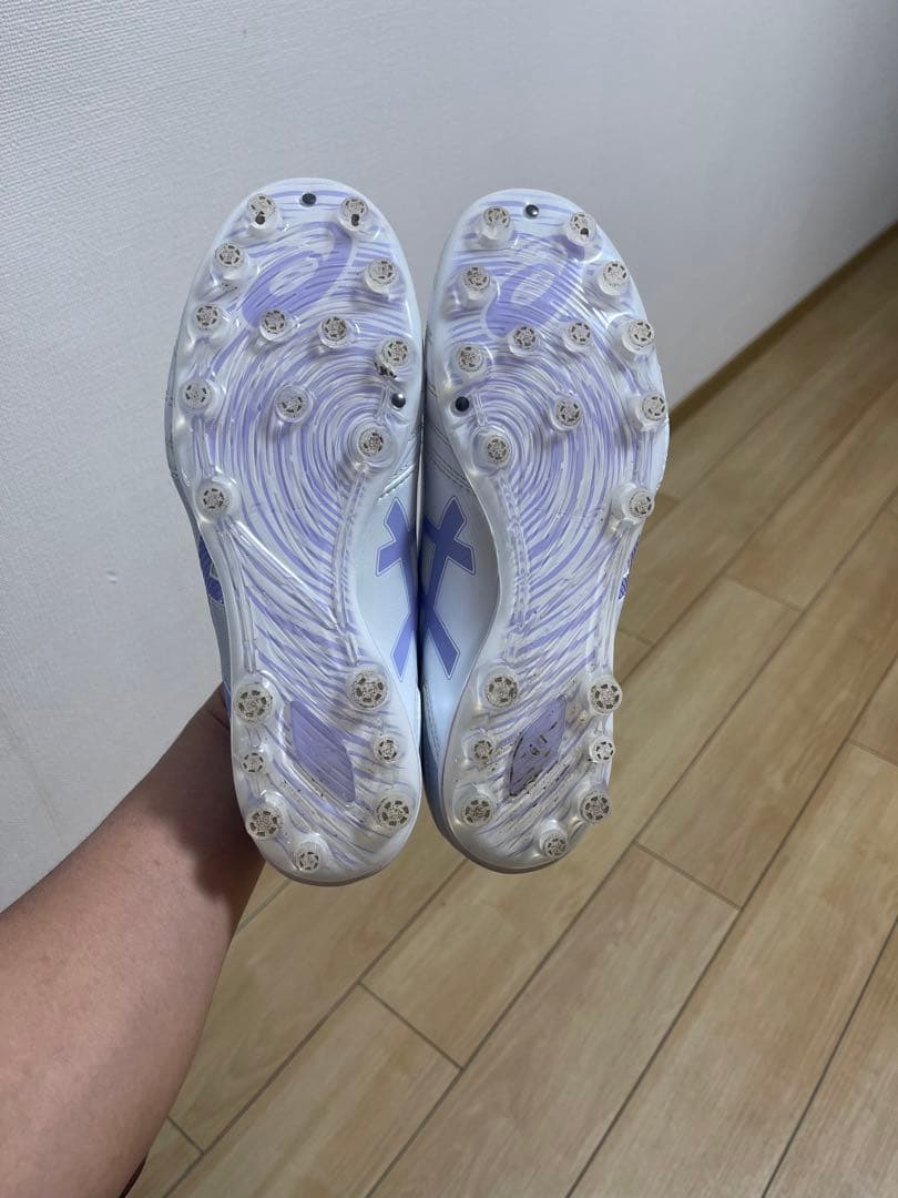 asics サッカーシューズ ホワイト/パープル 25.5cm