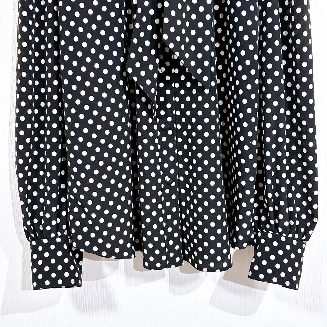 【美品】 ルルウィルビー　デシンドットフリルボウタイブラウス　リボン　シャツ