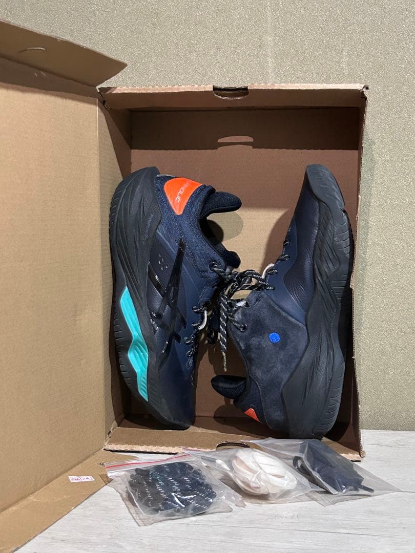 ASICS バスケットボールシューズ ネイビー/オレンジ