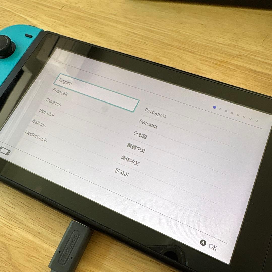 ニンテンドー スイッチ Switch 本体 任天堂 付属品完備 箱あり 付属品