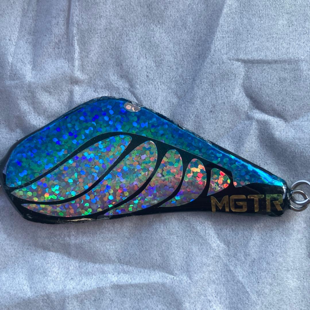 マグトラ　アキアジルアー