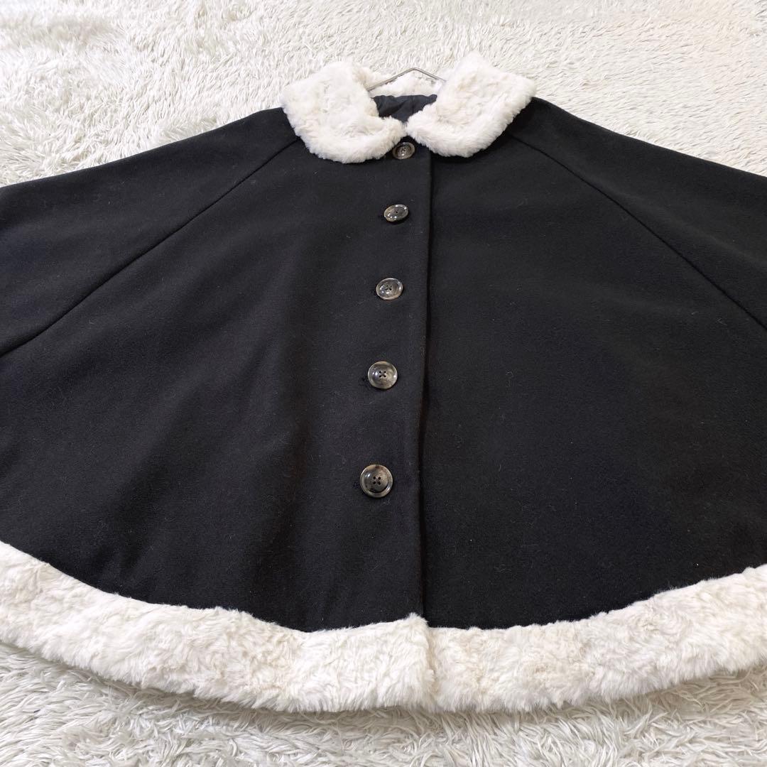 【美品】apres jour 「あかちゃすコラボ」フェイクファーポンチョ コート