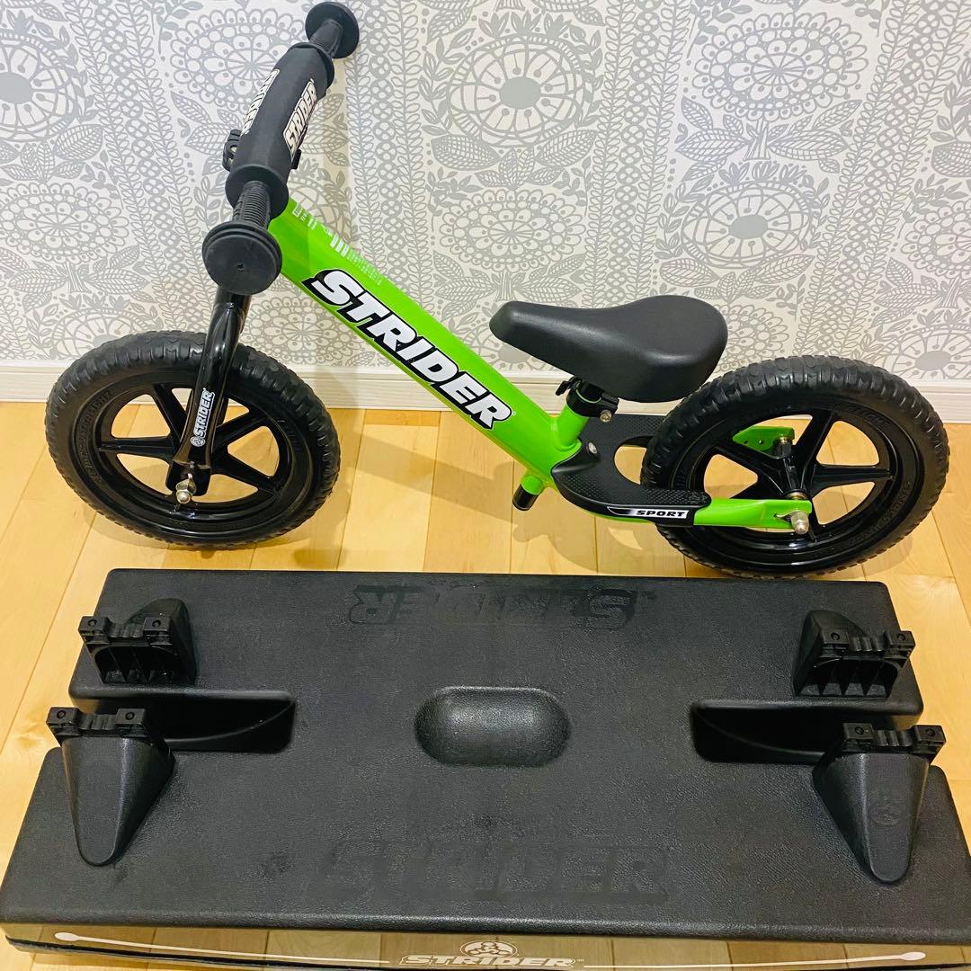STRIDER キックバイク スポーツ　12インチ ロッキングベース付き