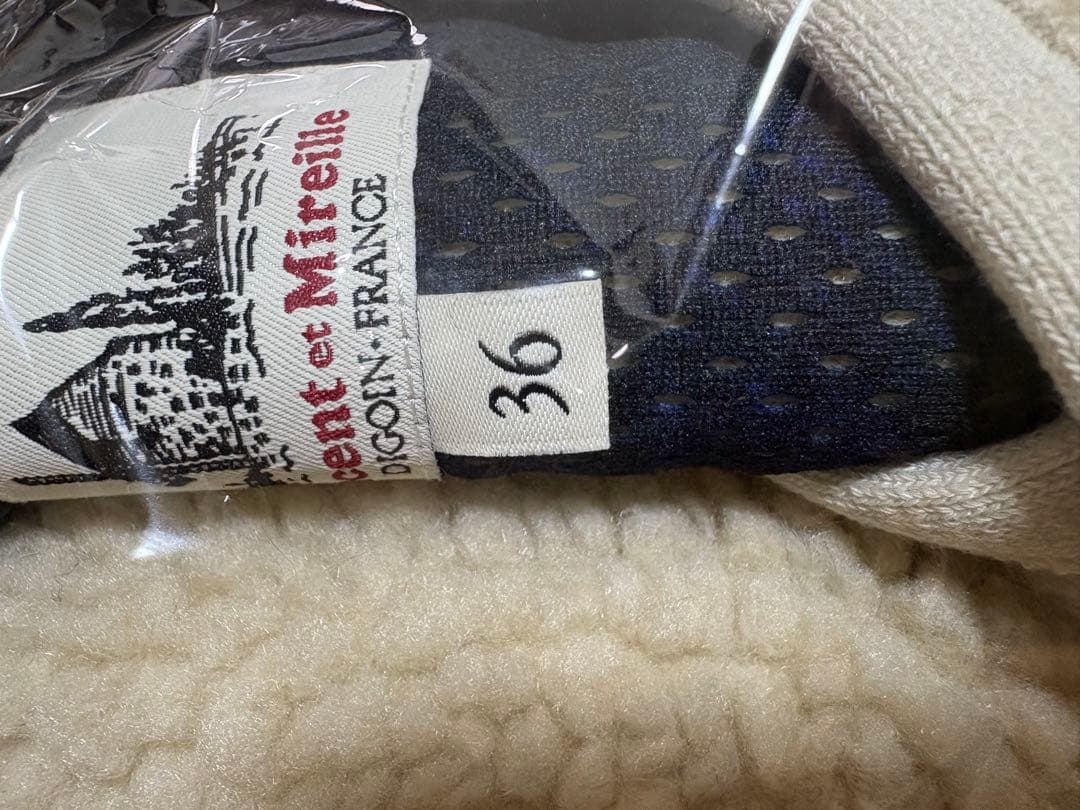 【新品未使用】ヴァンソン エ ミレイユ　ノーカラー　ボアベスト 36