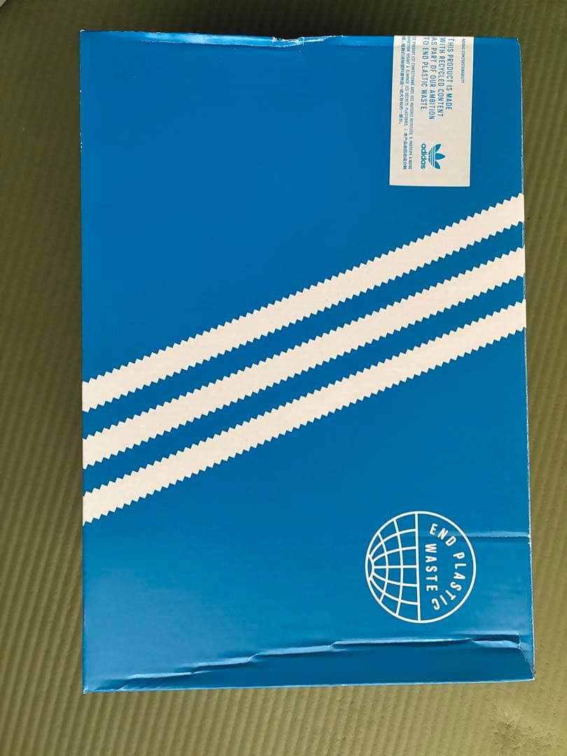 adidas バスケットボールシューズ ホワイト