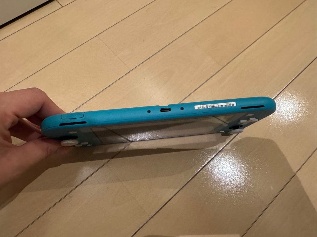 美品　【Nintendo】Switch Liteターコイズ　本体のみ