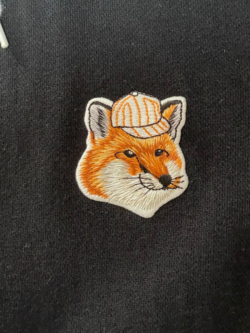 【キリン】Maison Kitsune ジップパーカー　ポルトガル製