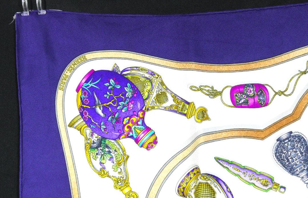 美品　HERMES エルメス　大判スカーフ　カレ90　 D535