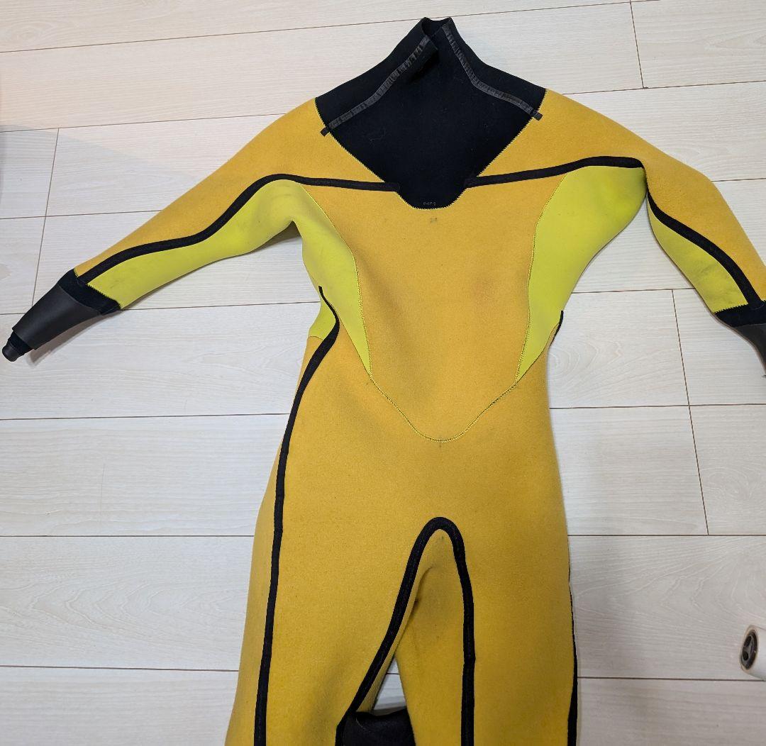 ビーウェット　黒　ブラック　ドライスーツ　肩守君サービスで付けます