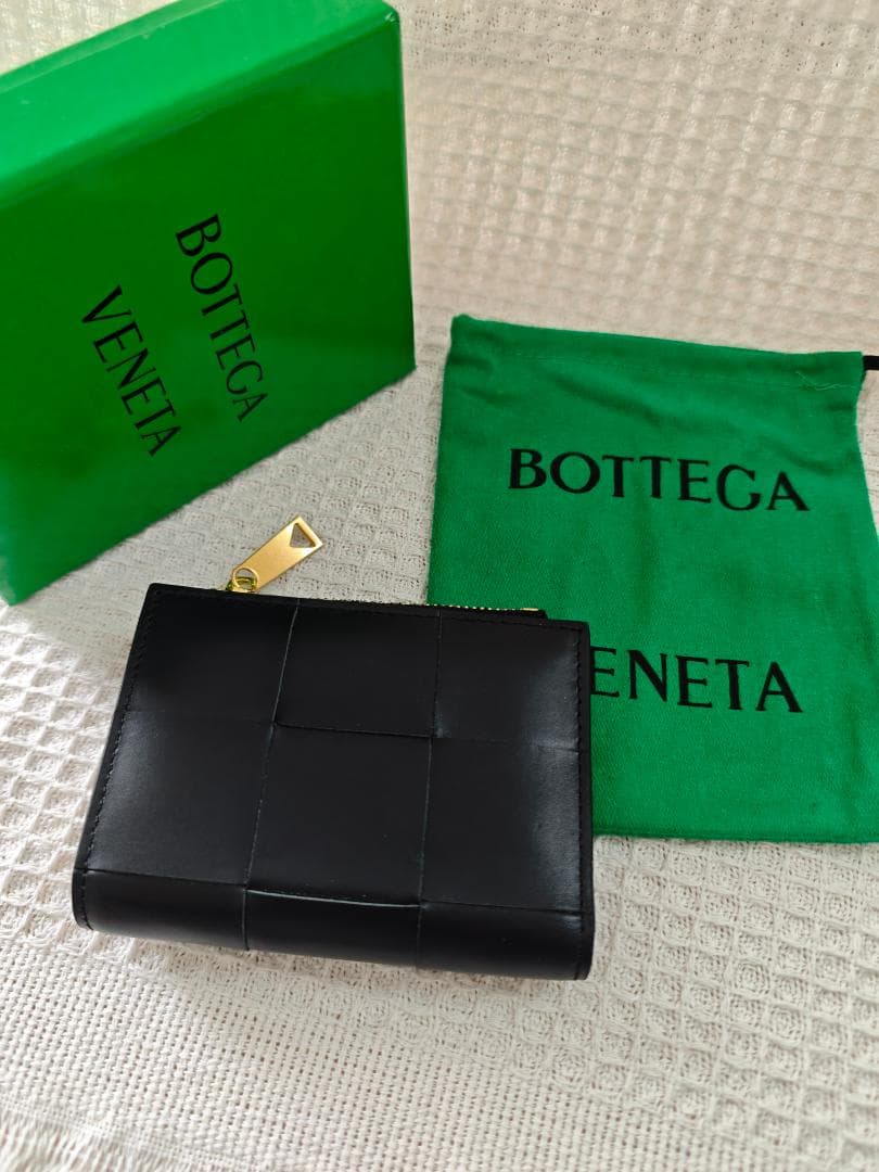 ブラック★二つ折り財布 ボッテガヴェネタ さいふ BOTTEGA VENETA