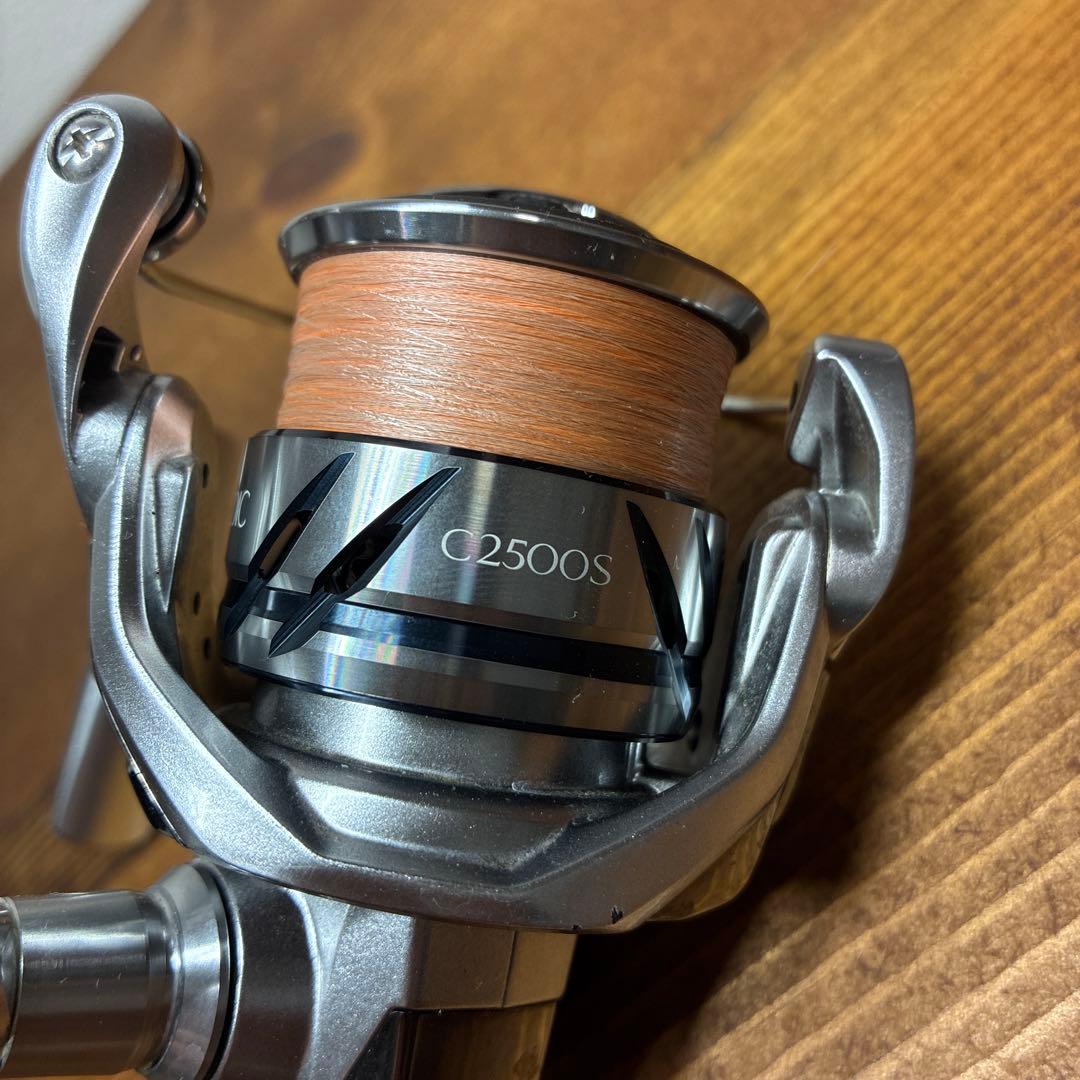 SHIMANO フィッシングリール