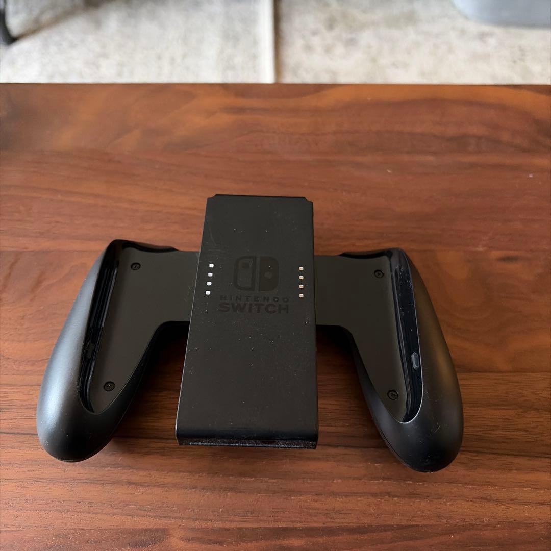 な*っ様 Nintendo Switch 本体 コントローラー2台、SDカード