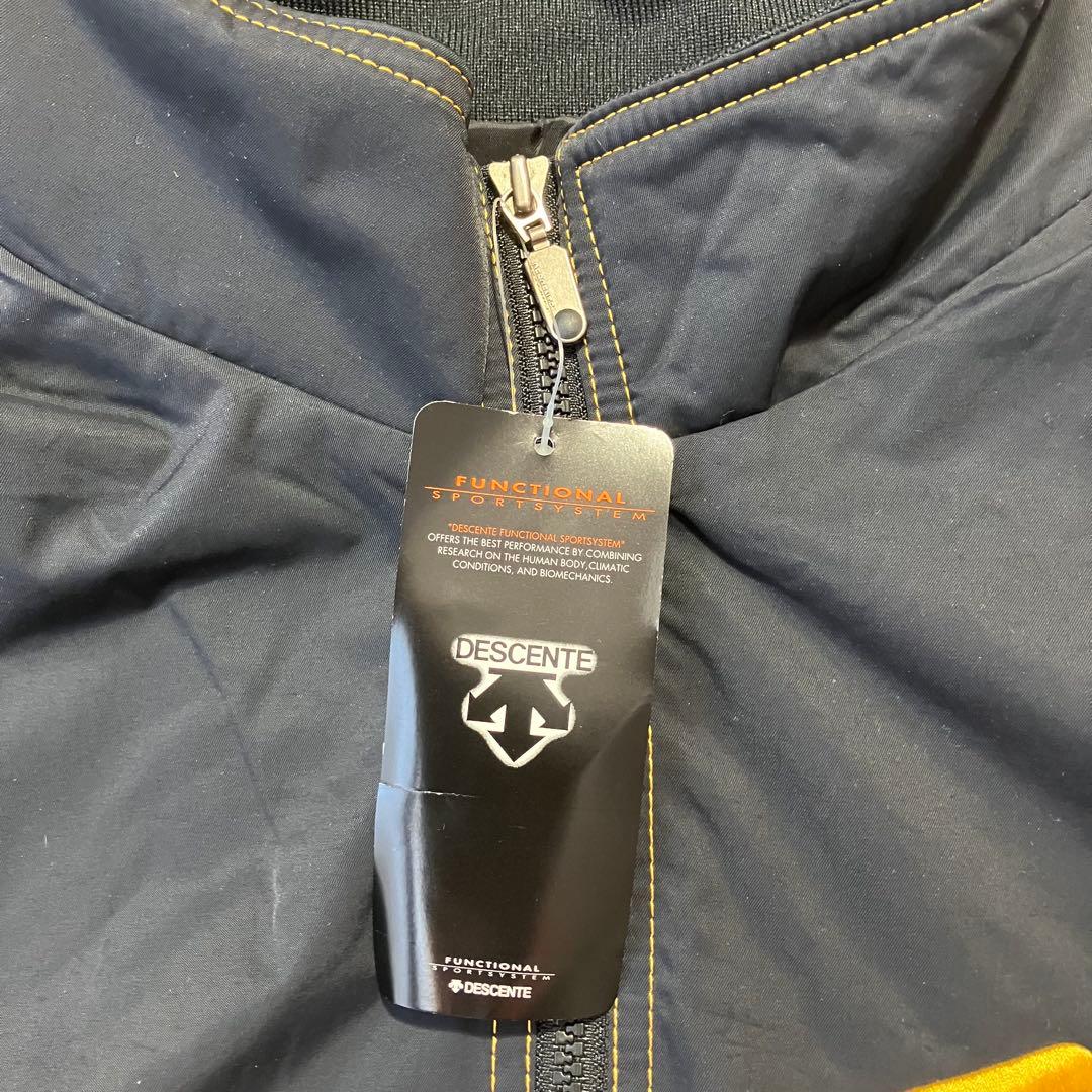 阪神タイガース グランドコート スタジャン デサント Nakao【タグ付き】