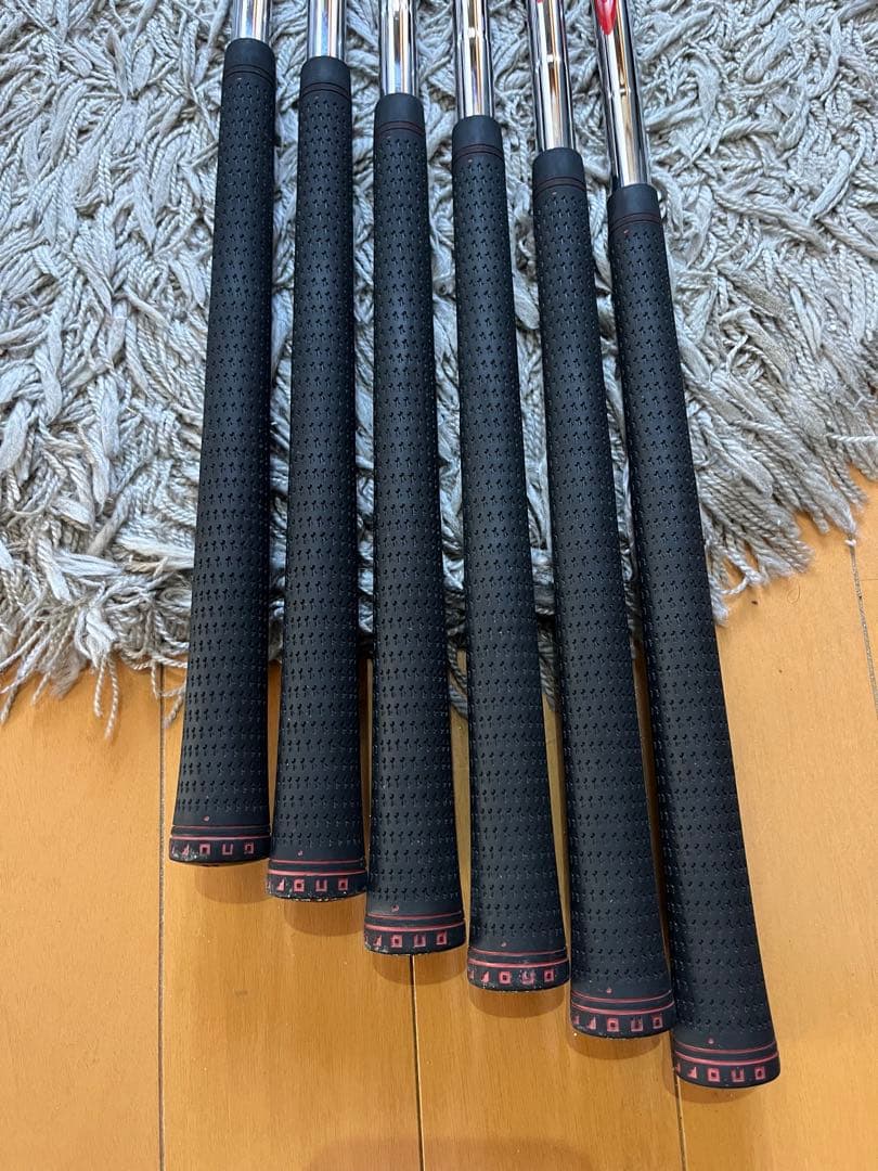 ONOFF KURO FORGED アイアン6本セット5-P 2022モデル