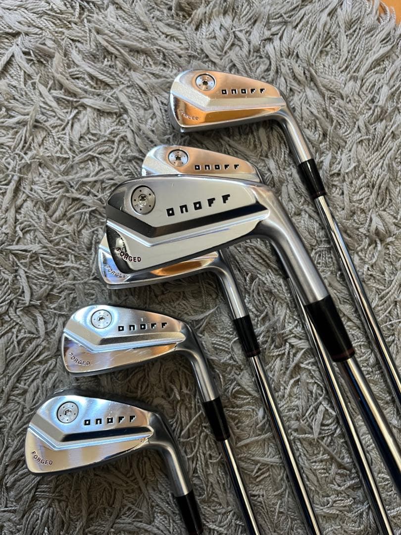 ONOFF KURO FORGED アイアン6本セット5-P 2022モデル