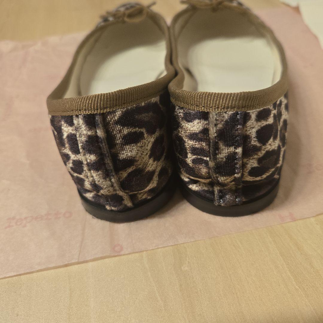 Repetto　雅姫さん×レペット　レオパード柄サンドリオン