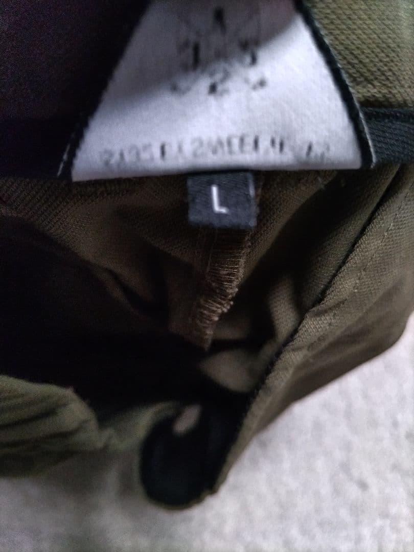 SY32ゴルフ ストレッチ　ハーフパンツ　カーキ