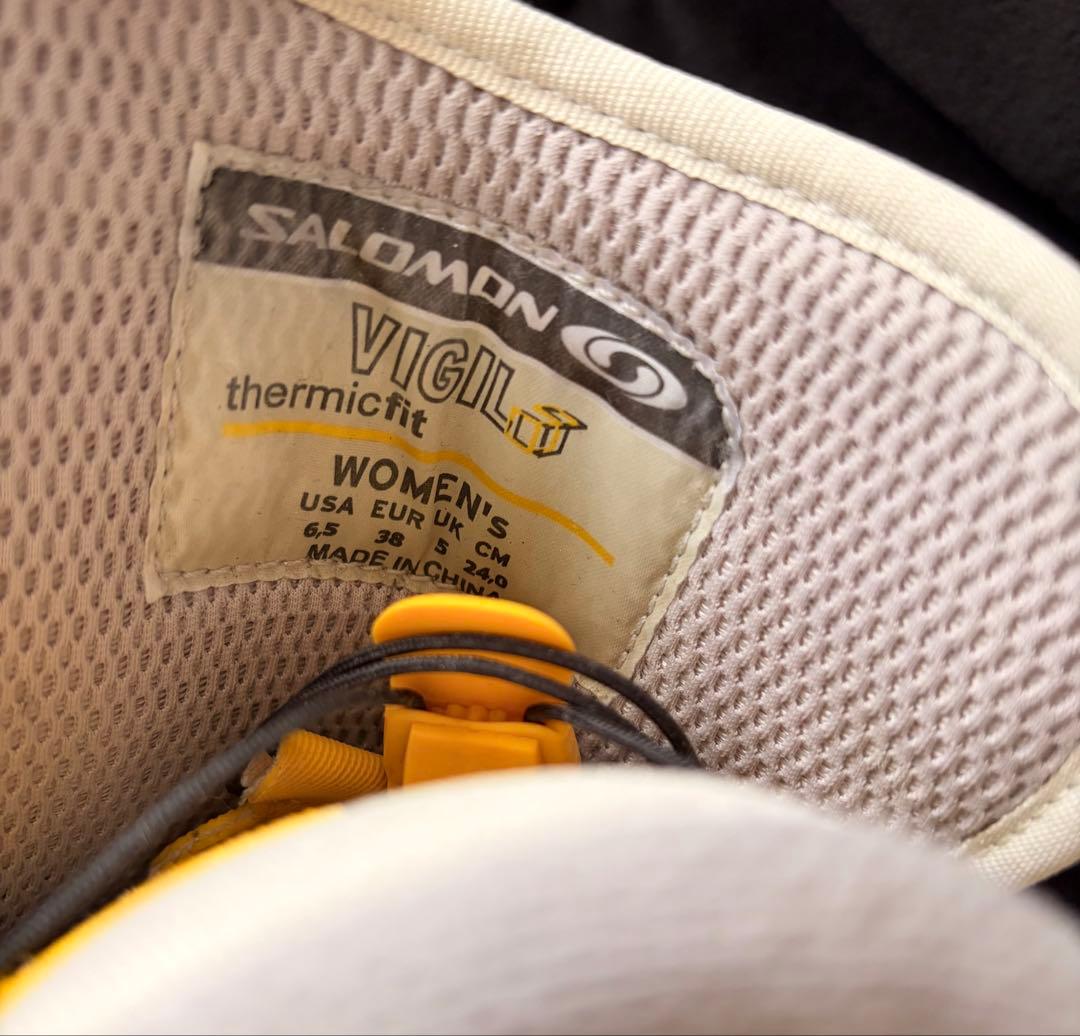 【SALOMON】スノーボードブーツ 24cm ホワイト系 紐タイプ サロモン