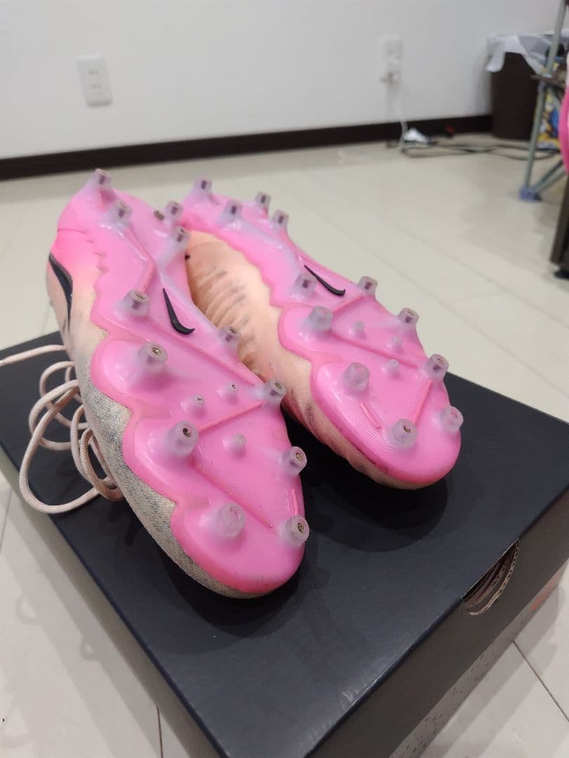 Nike Phantom GX2エリート！人工芝用！25.5cm