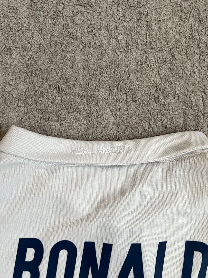【希少】レアル・マドリード クリスティアーノ・ロナウド16/17長袖ユニフォーム