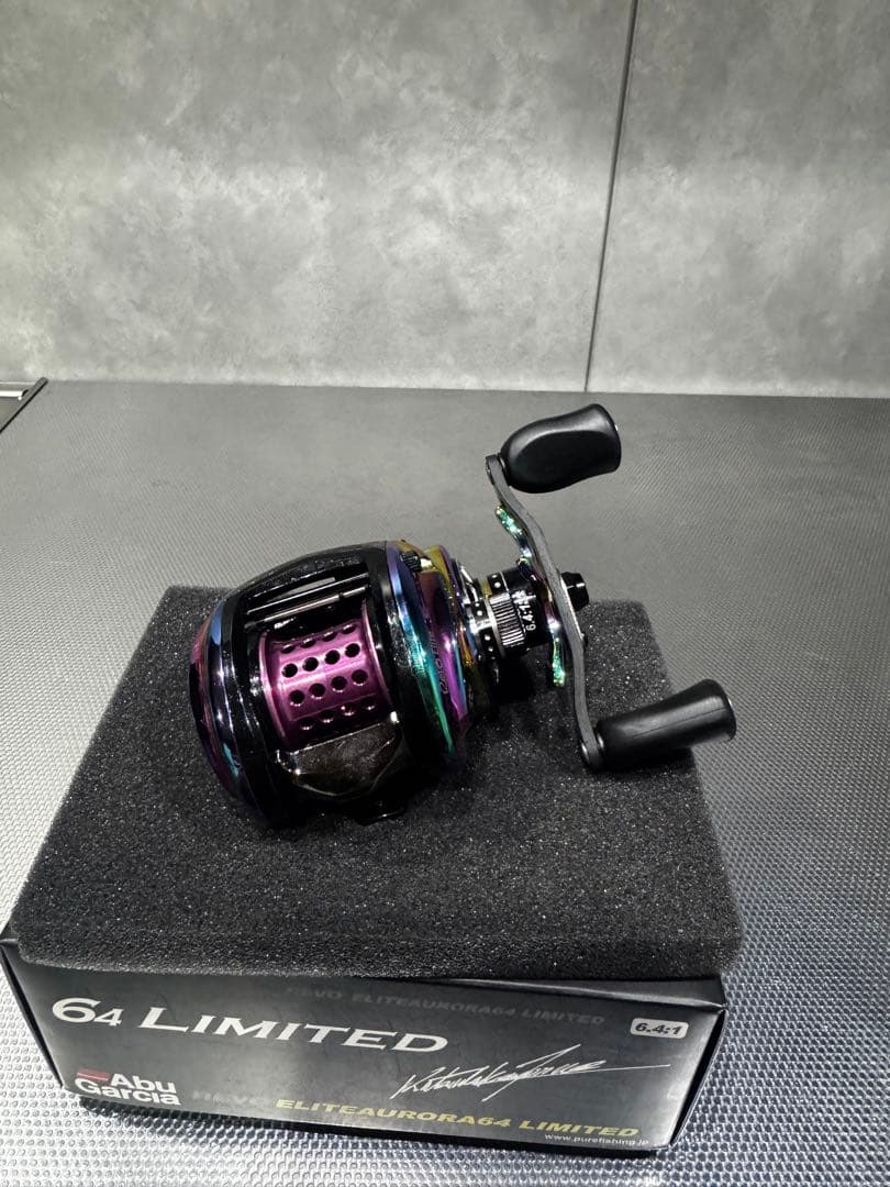 アブガルシア　レボエリート　オーロラ64リミテッド